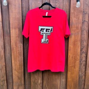 Canvas University of Texas Tech Logo on Red V-Neck Women's Large Tshirt